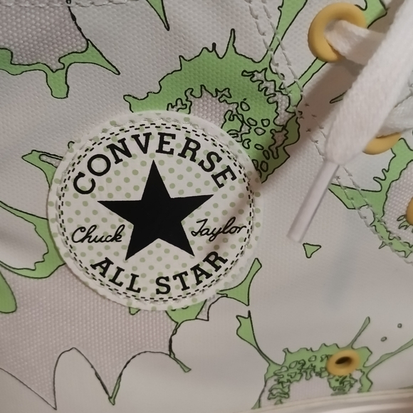 Converse Green and White floral High-Top Sneakers - Picture 5 of 11
